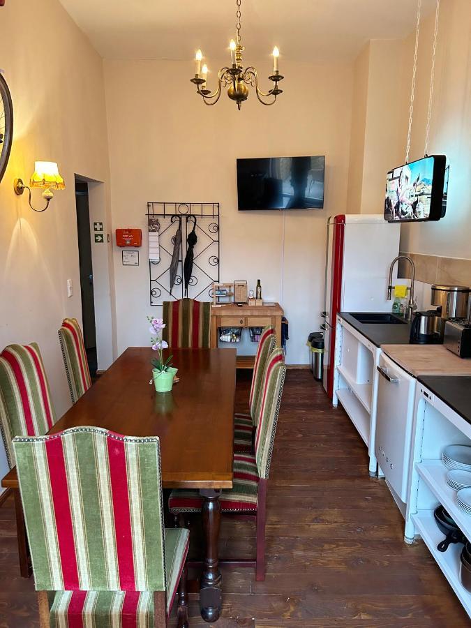 Dz Appartements - Ferienwohnung Mit Klimaanlage, Whirlpool Und Freiem Wlan - Ruhige, Zentrale Lage In Wittenberge Exterior foto